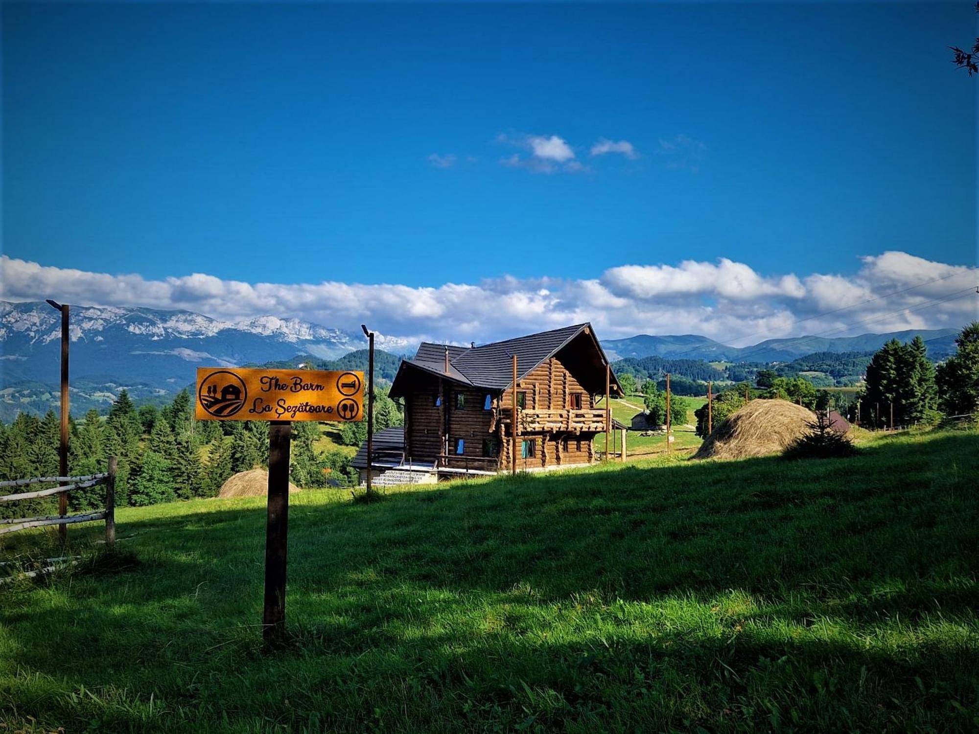 The Barn Villa Şirnea Buitenkant foto