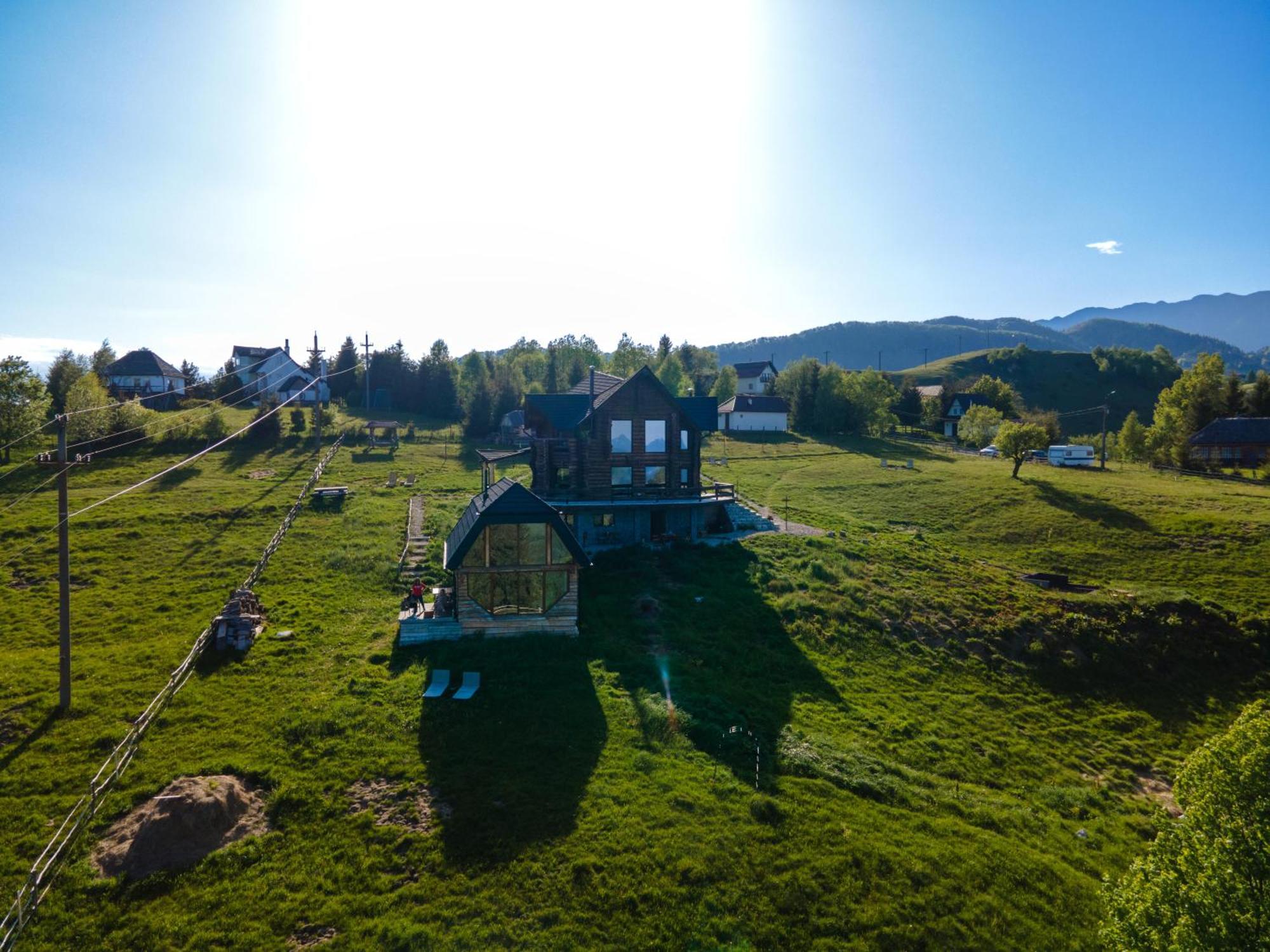 The Barn Villa Şirnea Buitenkant foto